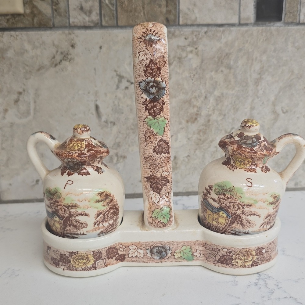 Vintage NASCO MOUNTAIN WOOD-LAND Salt & Pepper W/ Table Tray, Jugs 1940s